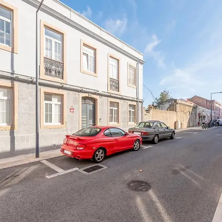 GuestReady - Stylish stay near Parque das Nações-3